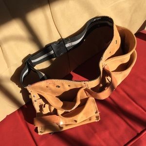 Preowned Action Products Tool Belt